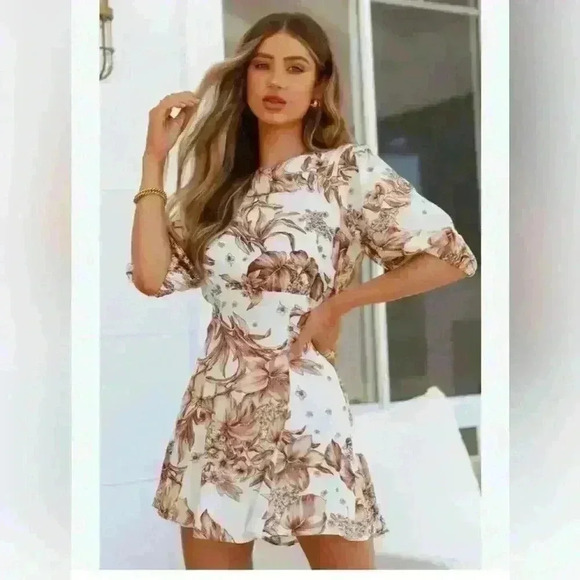 indikah Dresses & Skirts - NWT Indikah sz S Brown and White Bishop Sleeve Midi Sundress